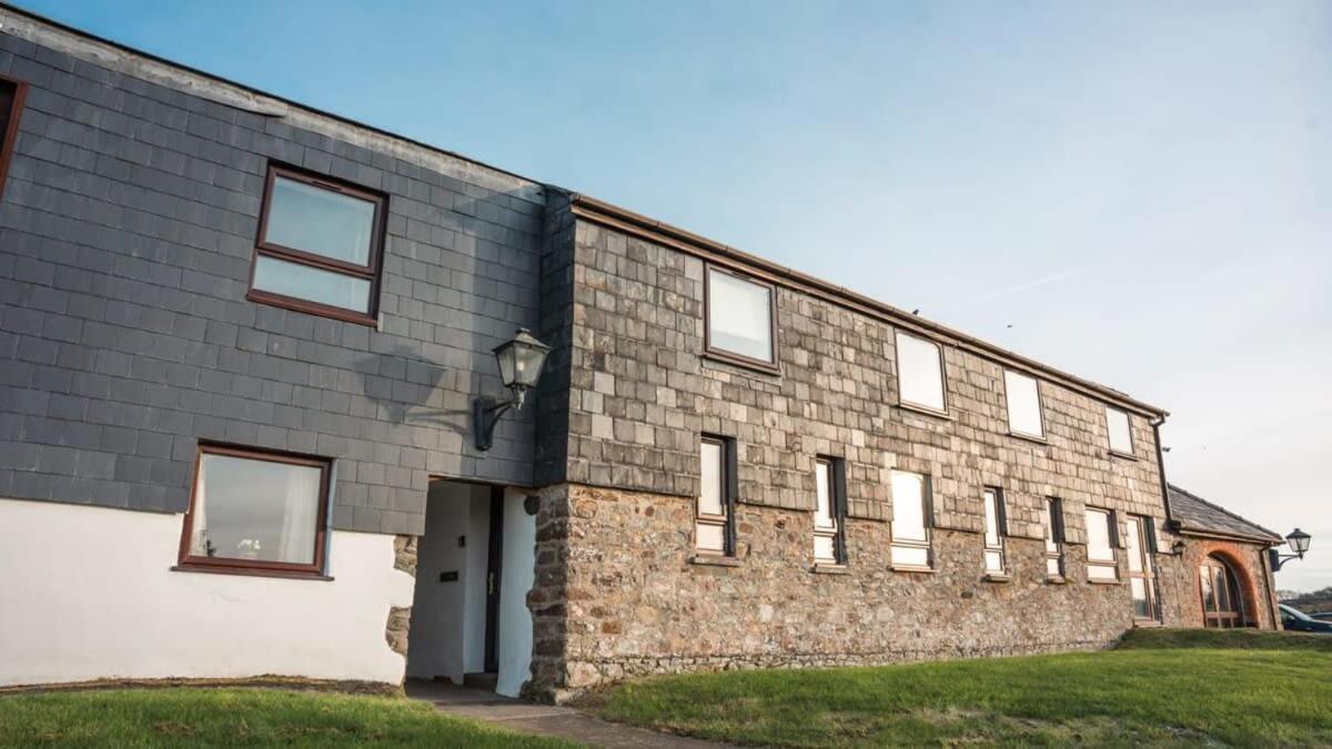 Lovely 2 Bedroom Coastal Cottage Near Bude Bagian luar foto