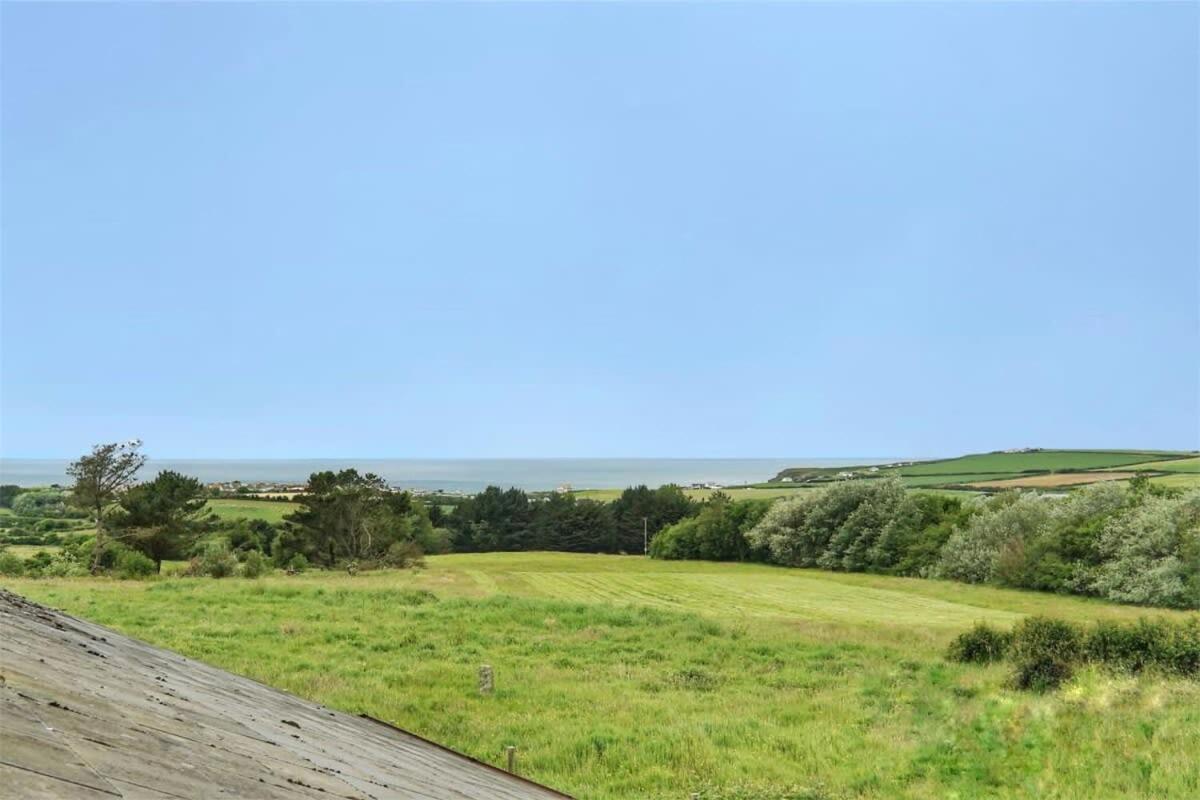 Lovely 2 Bedroom Coastal Cottage Near Bude Bagian luar foto
